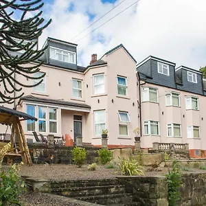 2* Hotel High Bank