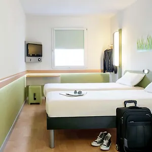 Ibis Budget Leeds Centre Crown Point Road Leeds (West Yorkshire)